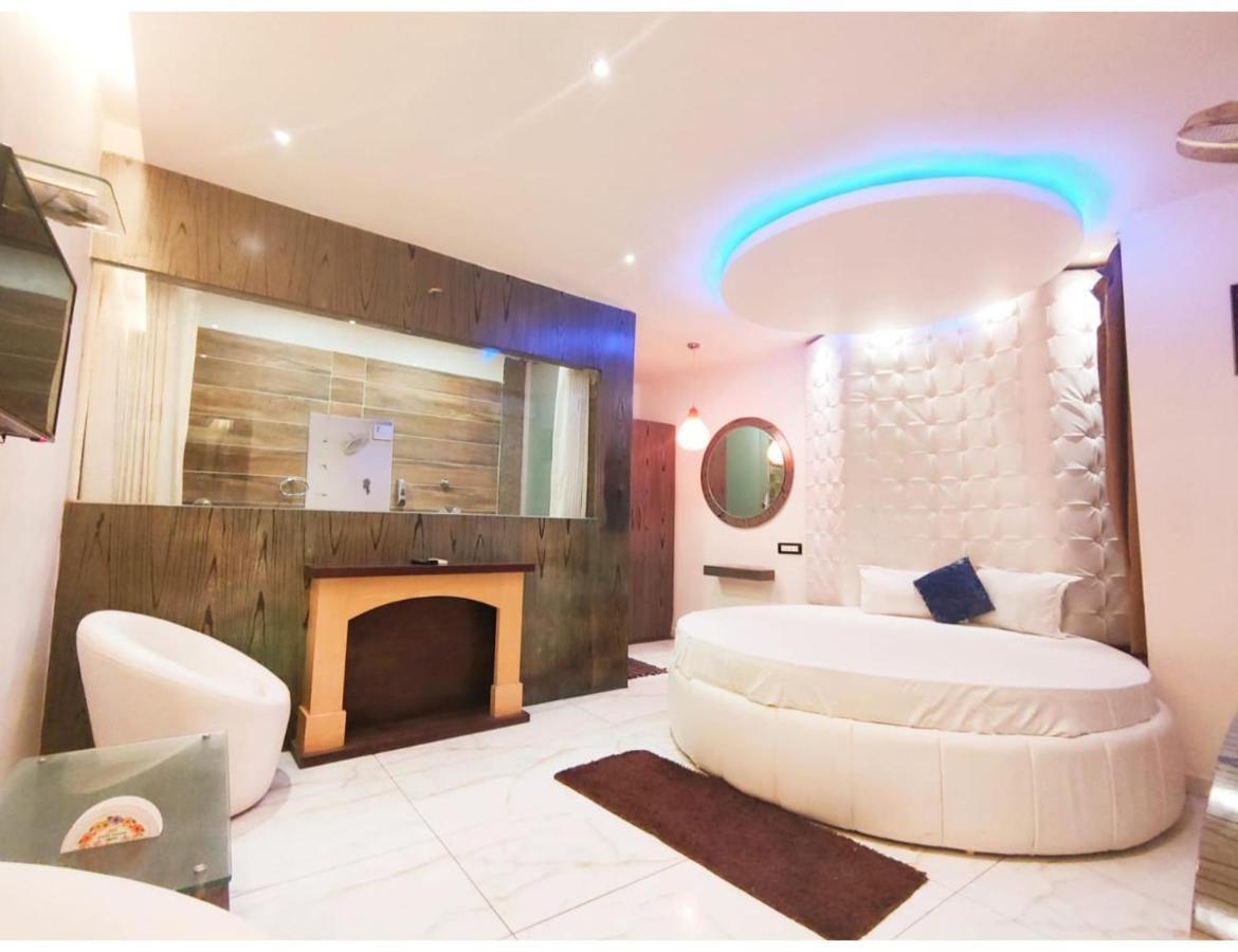 Hotel The Royal, Sehore Εξωτερικό φωτογραφία
