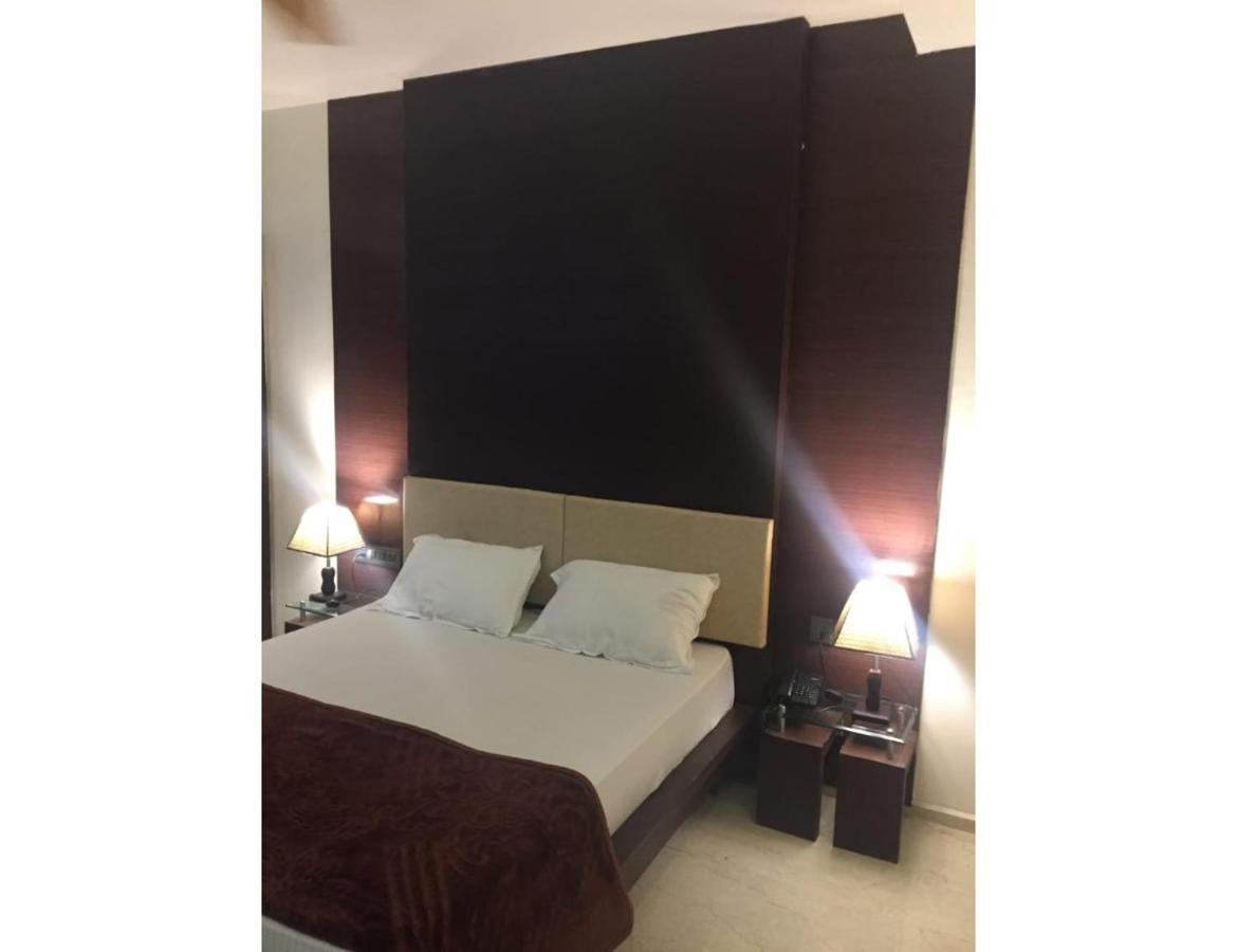 Hotel The Royal, Sehore Εξωτερικό φωτογραφία