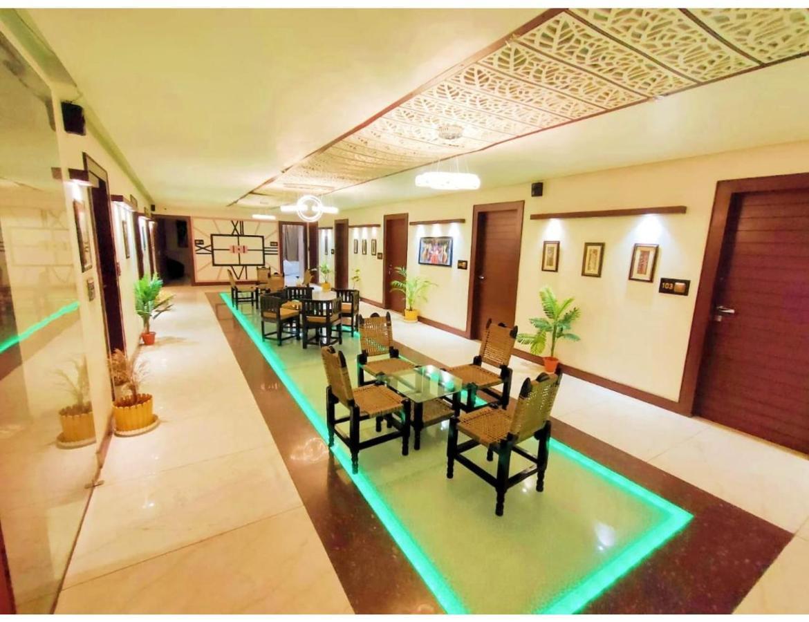 Hotel The Royal, Sehore Εξωτερικό φωτογραφία